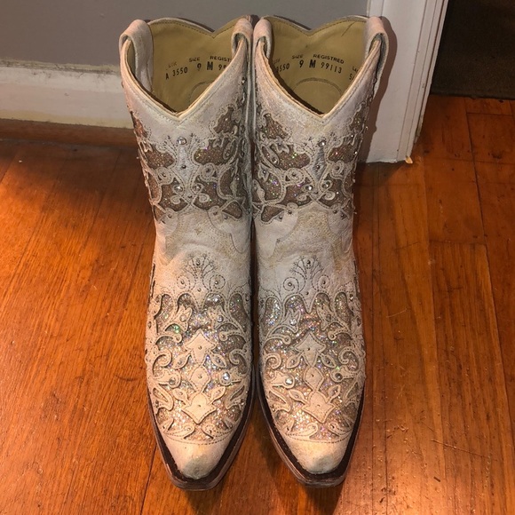 Corral NEW metallic glitter inlay & crystal boots - Picture 4 of 8